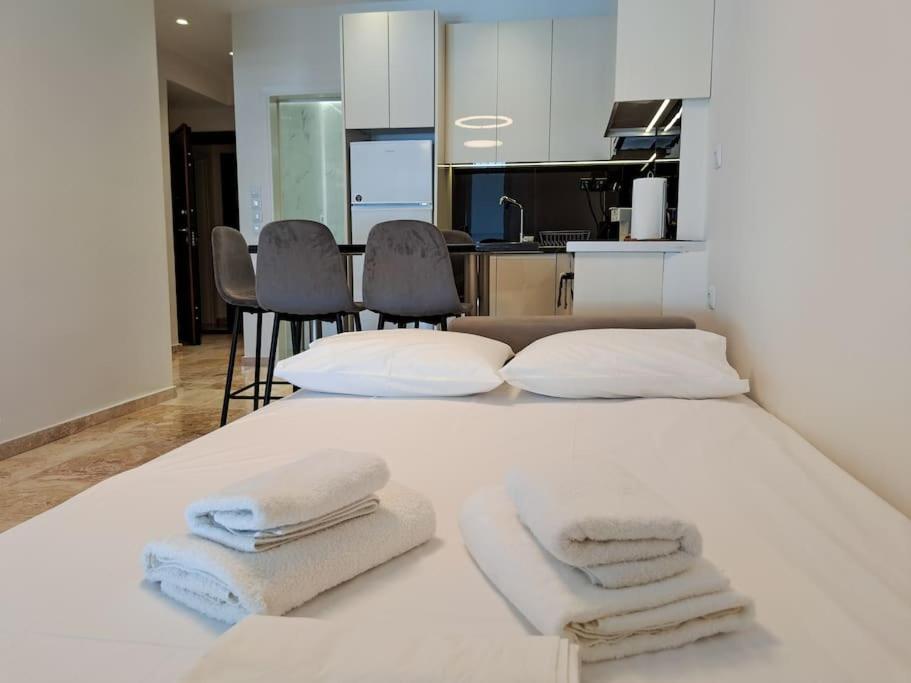 Luxury Suite Patras Exterior photo
