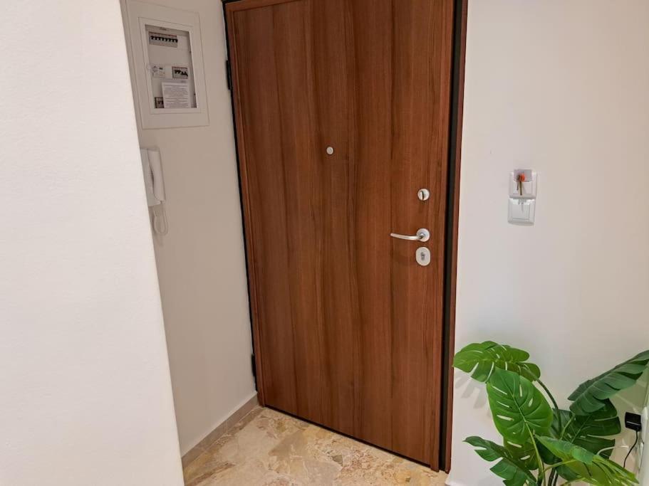Luxury Suite Patras Exterior photo